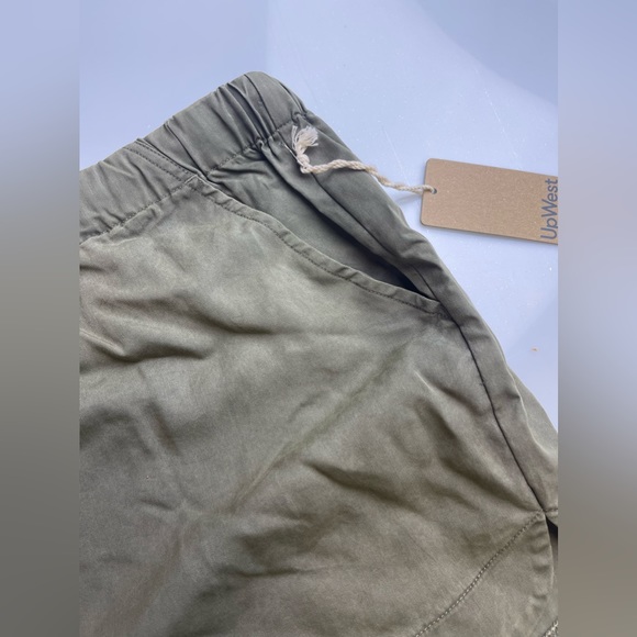 Brandnew Upwest Army Green Linen Shorts Y7-37 - Picture 5 of 5